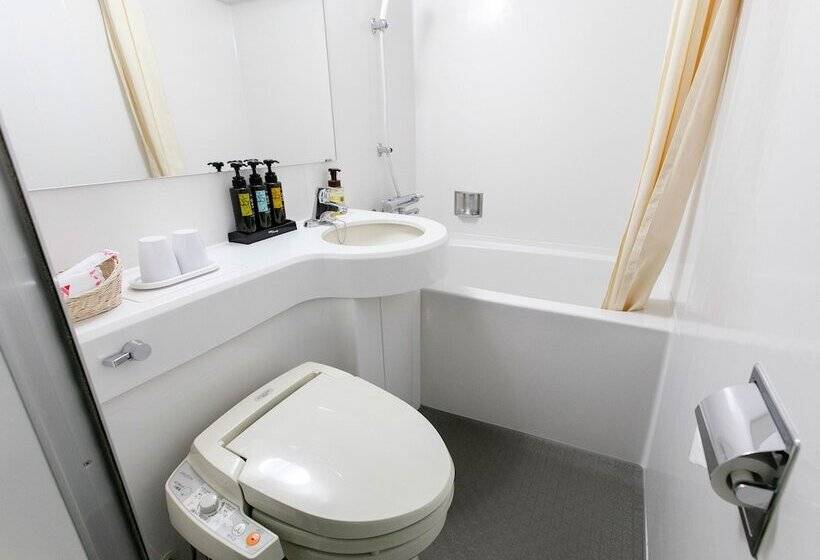 Номер Стандарт Трехместный, Wing International Chitose