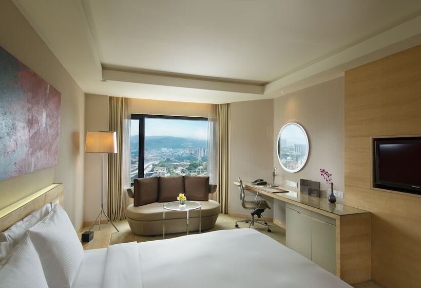 Номер Executive, Doubletree By Hilton Hotel Kuala Lumpur
