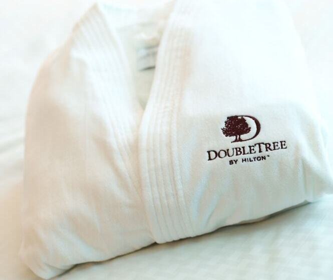 Номер Стандарт, Doubletree By Hilton Hotel Kuala Lumpur