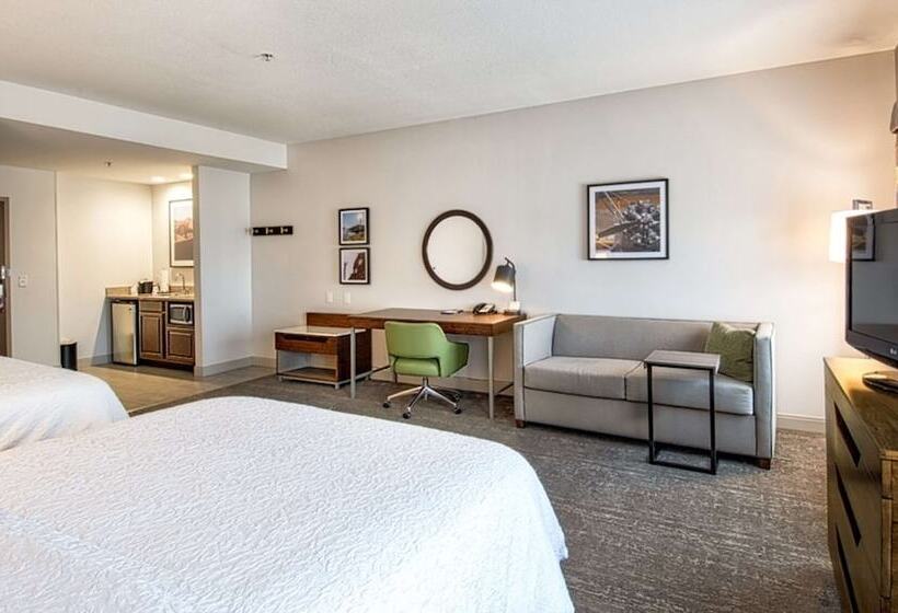 장애인을 위한 스위트, Hampton Inn And Suites Hemet