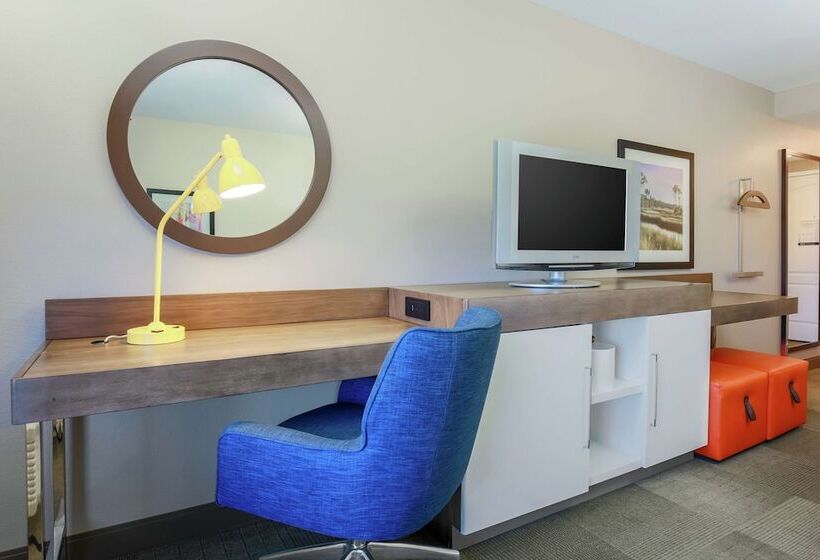 スタンダードルーム, Hampton Inn & Suites Tallahassee I 10/thomasville Road, Fl