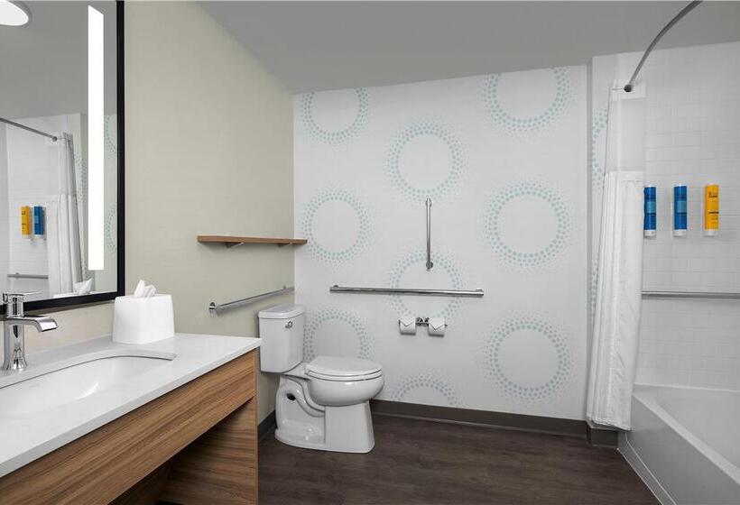 Quarto Estandar, Hilton Garden Inn Detroit Downtown