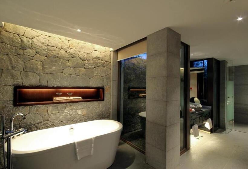 Вилла 1 Спальня, Pullman Lijiang Resort & Spa