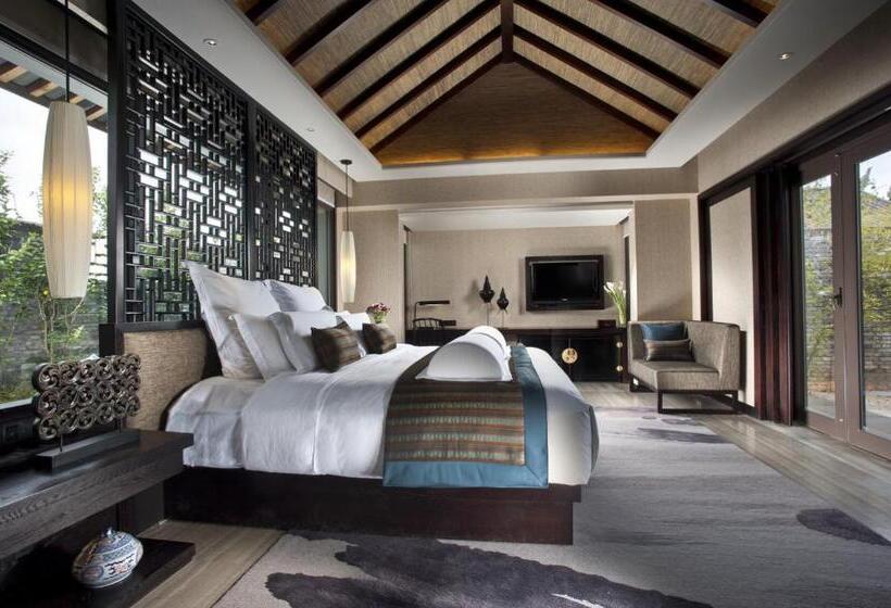 Вилла 1 Спальня, Pullman Lijiang Resort & Spa