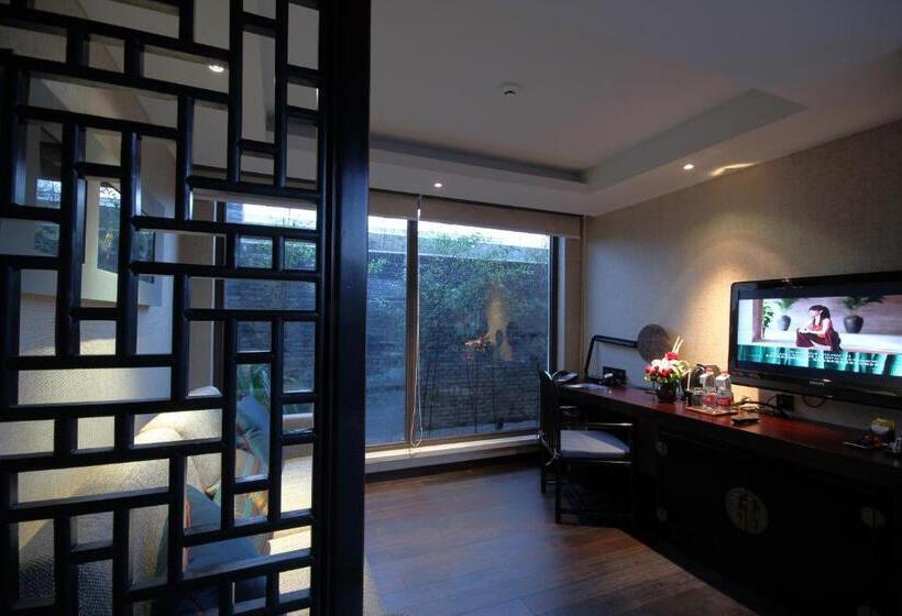 Вилла Deluxe 2 Спальни, Pullman Lijiang Resort & Spa