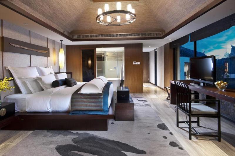 Вилла Deluxe 3 Спальни, Pullman Lijiang Resort & Spa