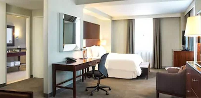 Номер Deluxe, The Westin Book Cadillac Detroit