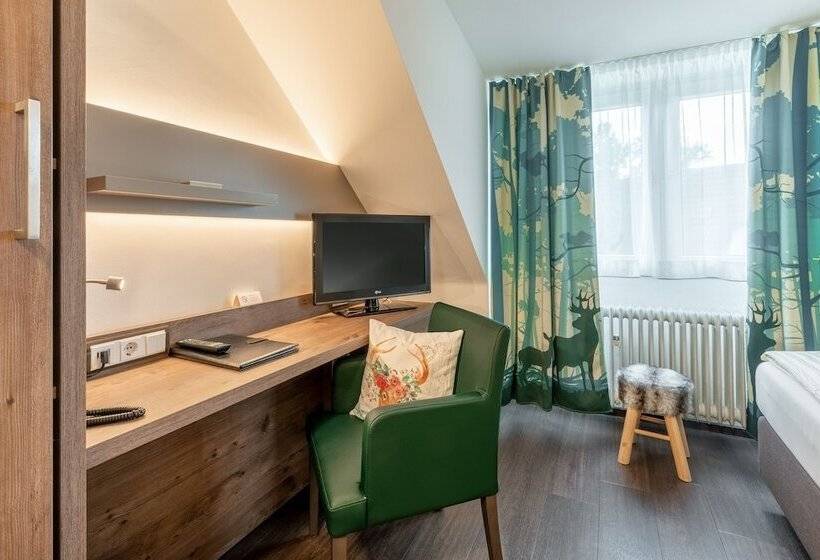 Quarto Estandar Individual, Arosa Dusseldorf Oberkassel