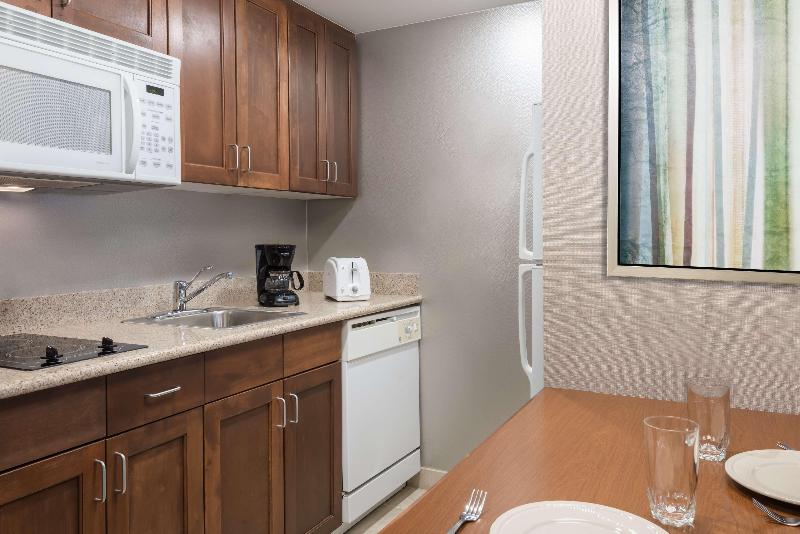 Люкс 2 Спальни, Homewood Suites By Hilton Holyoke Springfield/north