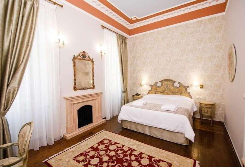 اتاق اجرایی, Palaiologos Luxury City