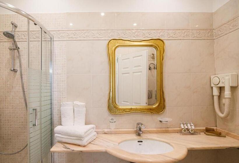 اتاق اجرایی, Palaiologos Luxury City