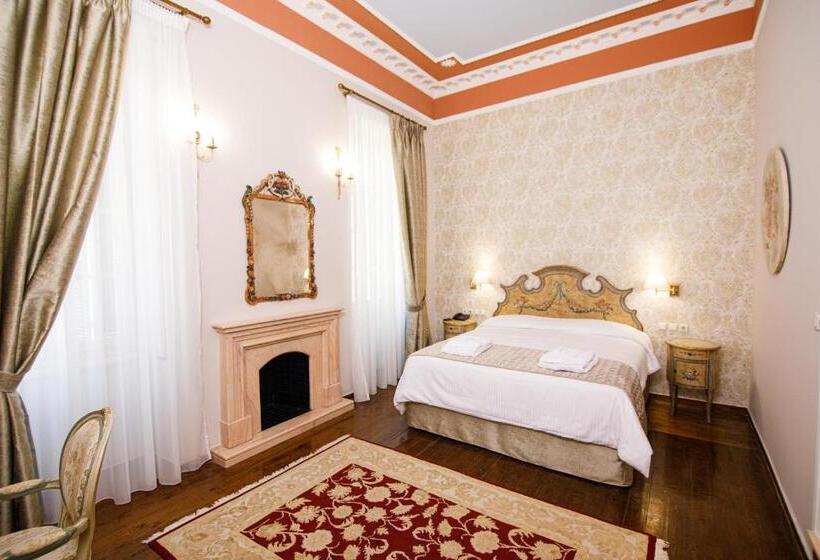 اتاق اجرایی, Palaiologos Luxury City