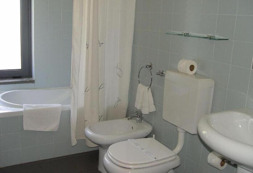 Apartamento Dúplex 2 Dormitorios, Quinta Das Figueirinhas & Quintinha Village