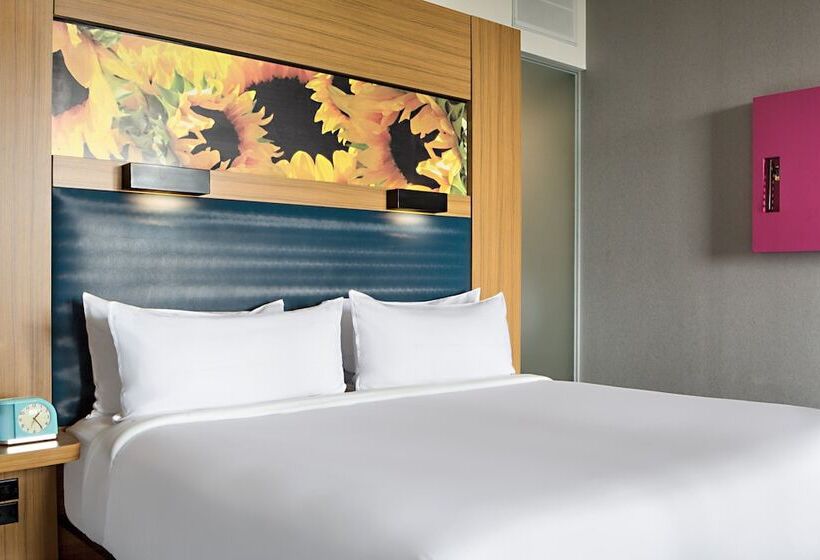 스위트, Aloft Dallas Downtown
