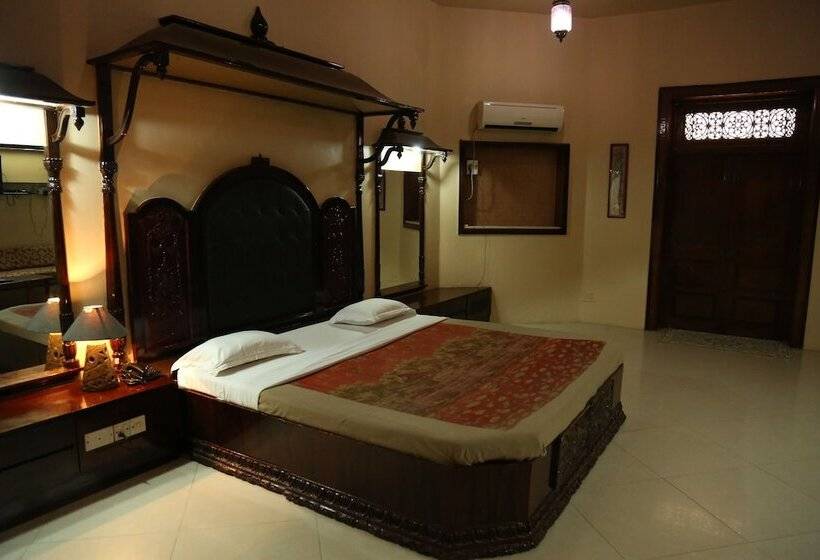디럭스 룸, Siddhartha Palace
