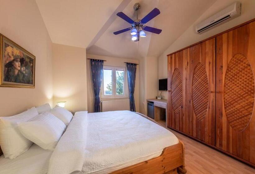اتاق لوکس با تخت بزرگ, Apa Mountain Lodge