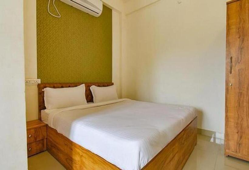 اتاق لوکس, Fabhotel Tiru Residency