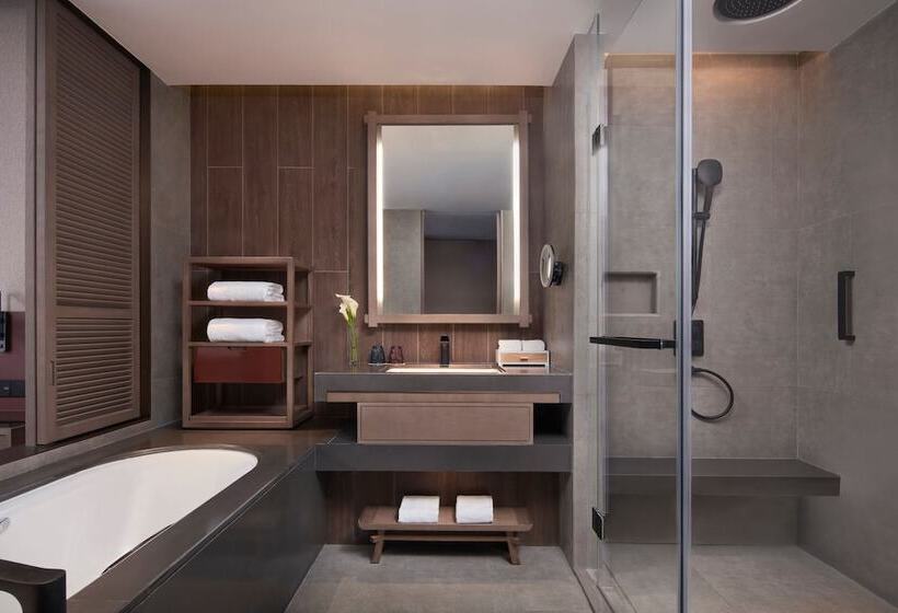 Premium room w/ mountain view, Beijing Marriott Hotel Yanqing