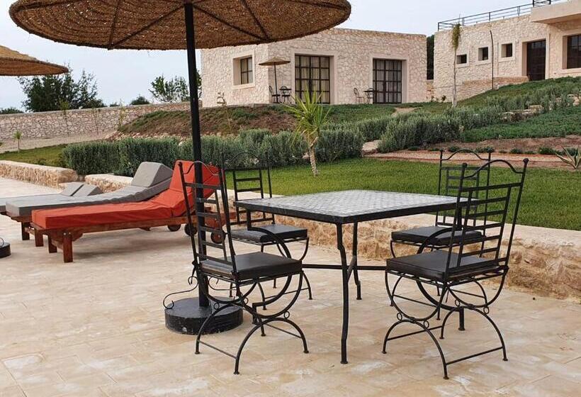 Номер Стандарт Трехместный, Tassourt Lodge