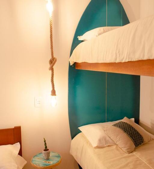 패밀리 스위트, Babitonga Hostel   100m Da Prainha