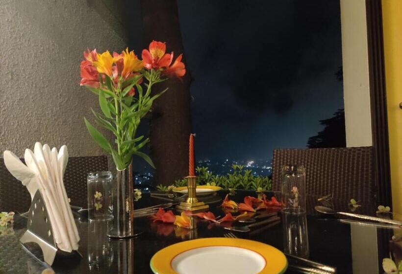 디럭스 룸, Honeymoon Inn Shimla