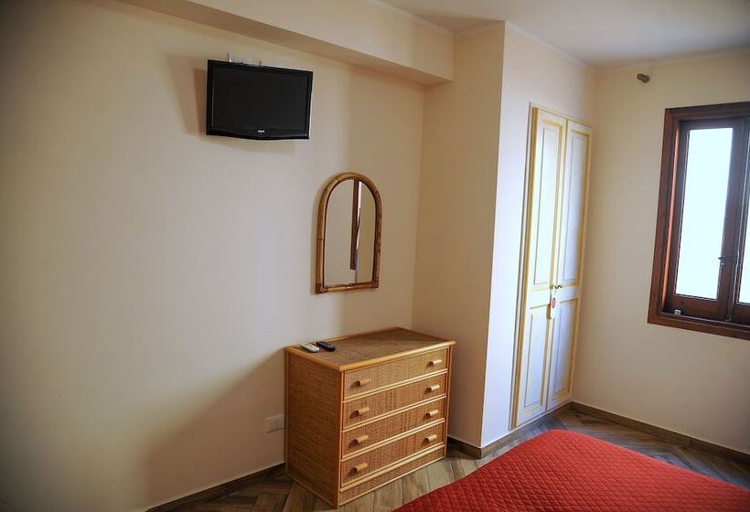 Номер Стандарт, La Rosa Hotel   Selinunte