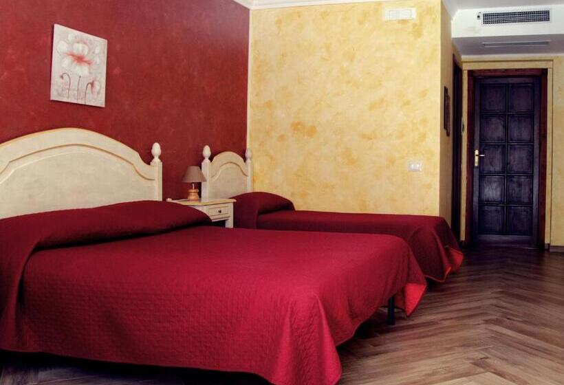 Номер Стандарт Трехместный, La Rosa Hotel   Selinunte