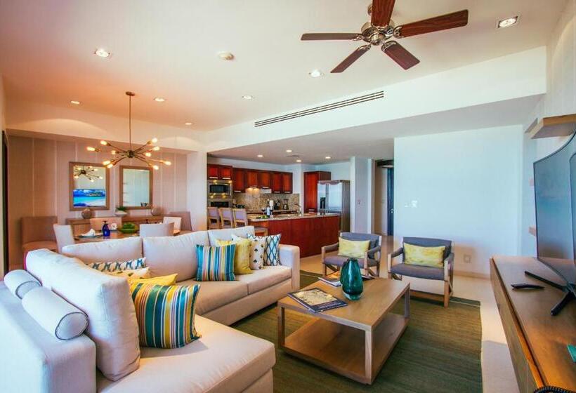 2 Bedrooms Suite Sea View, Puerta Cortes Residences