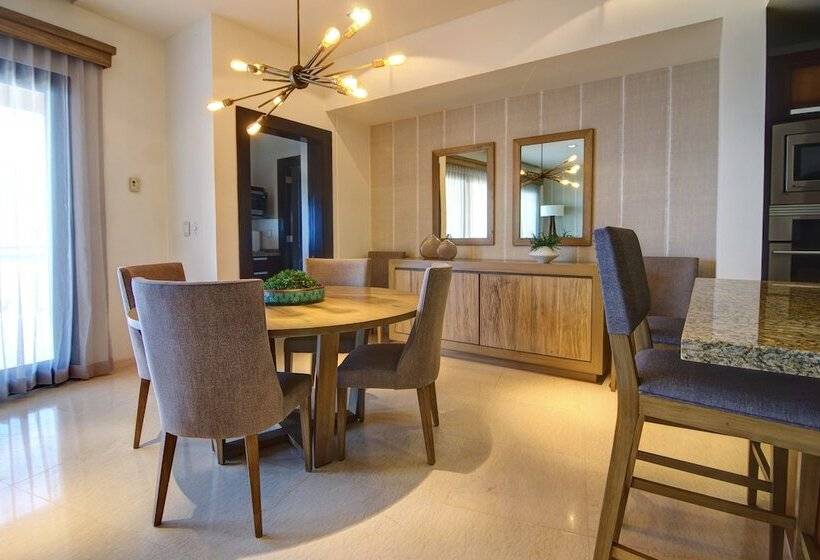 2 Bedrooms Suite Sea View, Puerta Cortes Residences