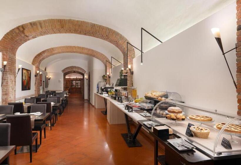 Номер Стандарт Трехместный, Ristorante Borgo Antico