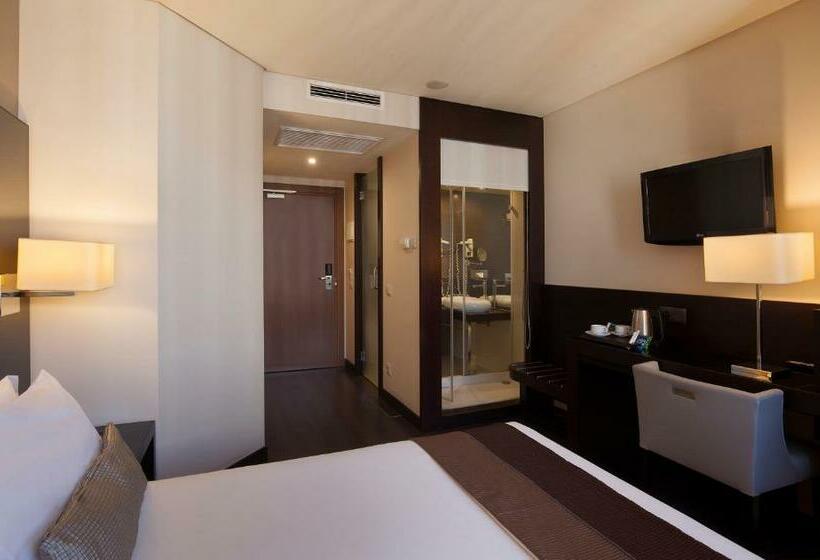 اتاق استاندارد, Turim Av Liberdade
