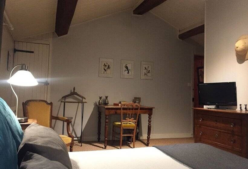 Номер Стандарт, La Maison Des Gardes   Chambres D Hôtes