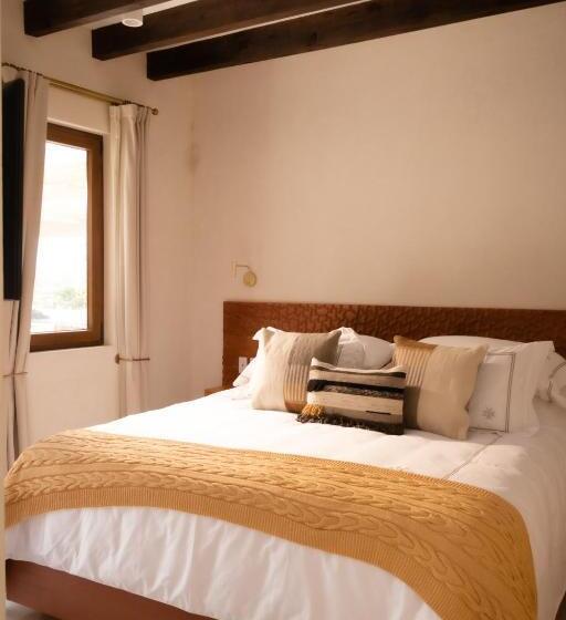 سوییت, Cantera 1910 Hotel Boutique, Destination