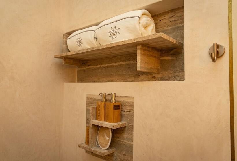 سوییت جونیور, Cantera 1910 Hotel Boutique, Destination