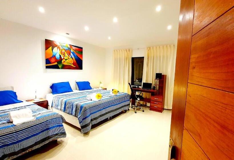 اتاق لوکس با تخت بزرگ, Edelmon T Beach