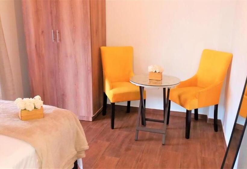 اتاق لوکس با بالکن و چشم‌انداز دریا, Puerto Te