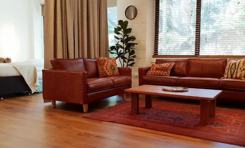침실 1개 디럭스 아파트, Cedarwood Apartments