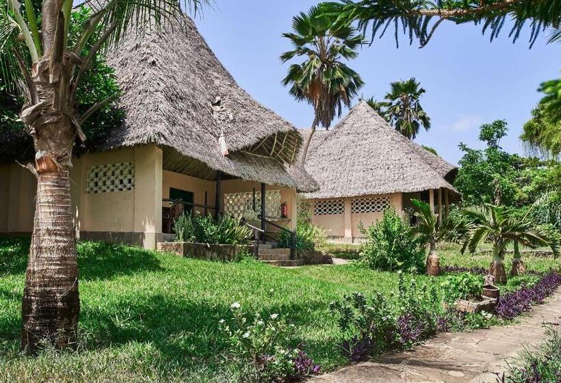 کابین, Coral Beach Resort