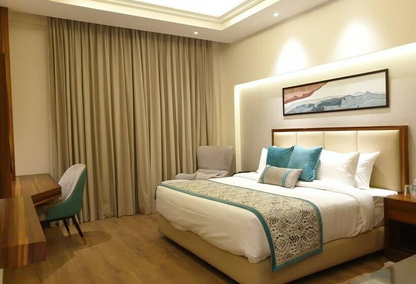 行政套房, Geeta Sarovar Portico Panipat