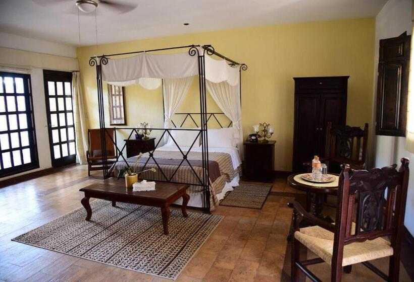 Люкс, Hacienda La Magdalena