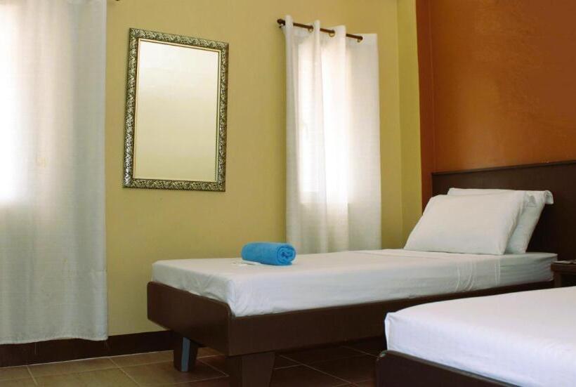 اتاق استاندارد, Altaroca Mountain Resort Antipolo