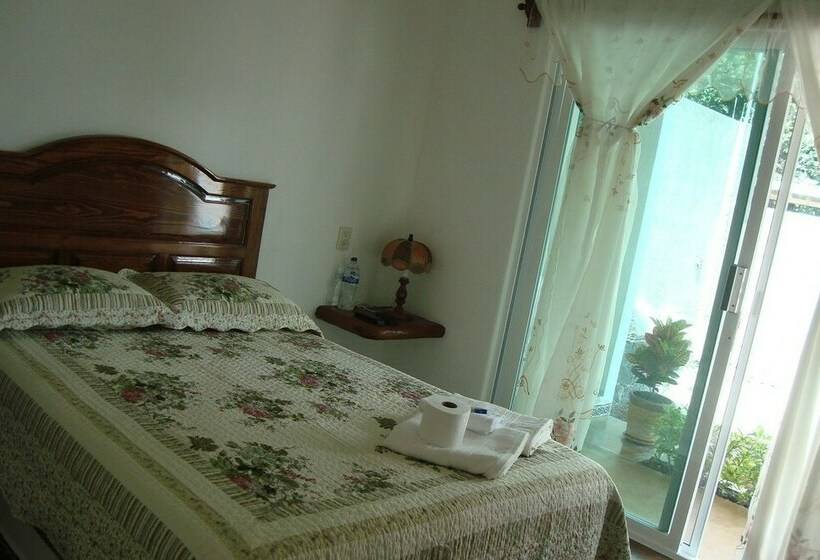 Standard Szoba, Casa Maximiliano