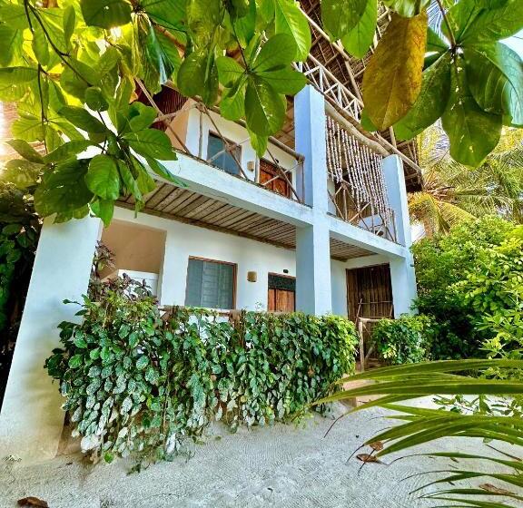Трехместный Номер Deluxe Вид на Море, Hebe Bungalows Lodge