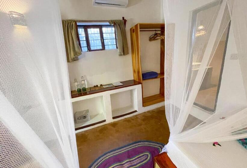 Четырехместный Номер Стандарт, Hebe Bungalows Lodge