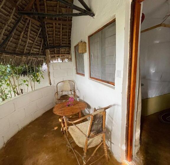 Бунгало Стандарт, Hebe Bungalows Lodge