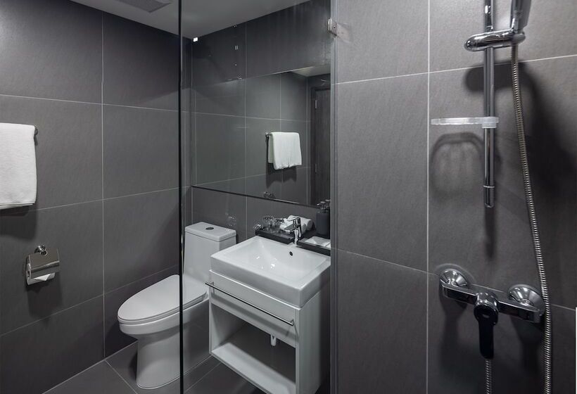 수피리어 룸, Travelodge Phuket Town