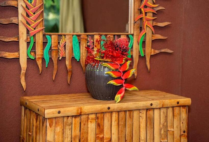 اتاق استاندارد با تخت بزرگ, Heliconia Island