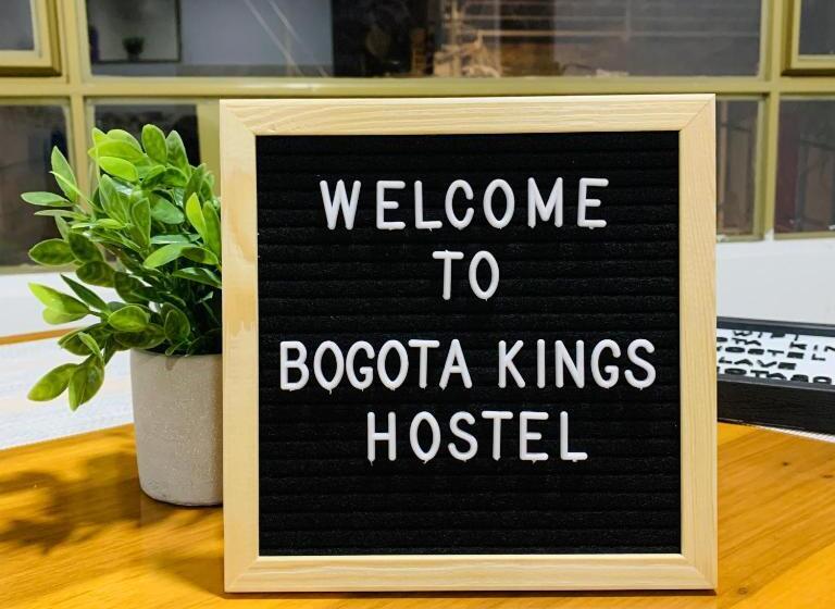 اتاق استاندارد با سرویس بهداشتی مشترک, Bogotá Kings 301