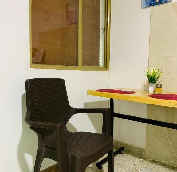 اتاق استاندارد با سرویس بهداشتی مشترک, Bogotá Kings 301