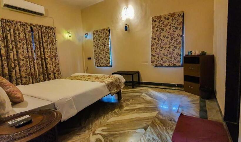 Семейный Номер, Chira Meadows Ecoresort, Dapoli